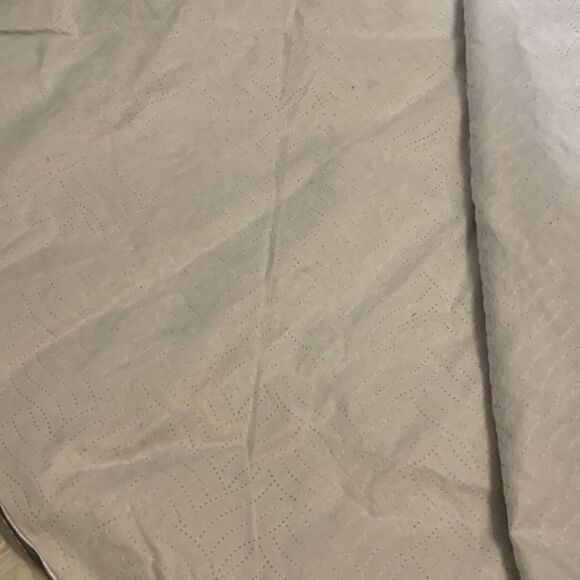 Silver quilted Christmas tree skirt. New, never used - Picture 4 of 6